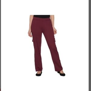 GREEN Quacker Factory Cargo Pants Relaxed Fit 3x With Rhinestones On Pockets.